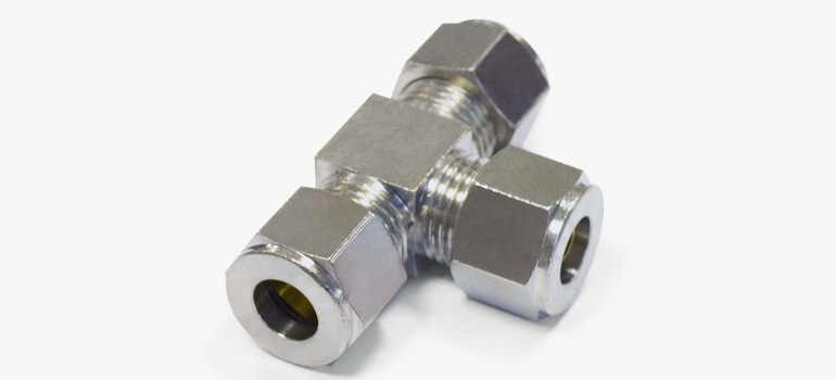 Raccords pour tubes en monel